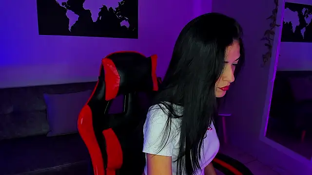 ZoeValencia1 online show from March 27, 12:39 pm