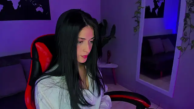 ZoeValencia1 online show from April 2, 1:30 pm