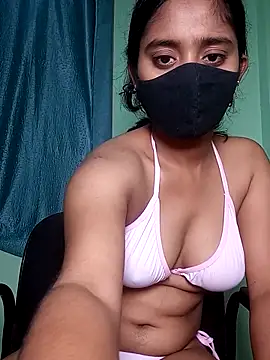 shrutee12 online show from May 6, 5:50 pm
