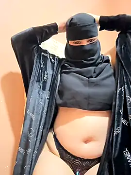  Laiali  online show from December 5, 2:40 pm