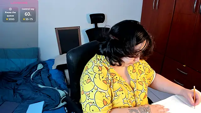 moira smiler online show from August 2, 2:03 am