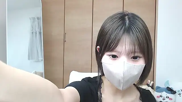 yuna rin online show from June 20, 12:20 pm