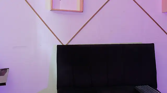 Linda andrew online show from November 10, 6:36 pm