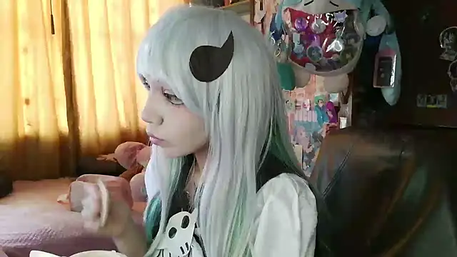 Terraelowen online show from April 14, 5:02 pm