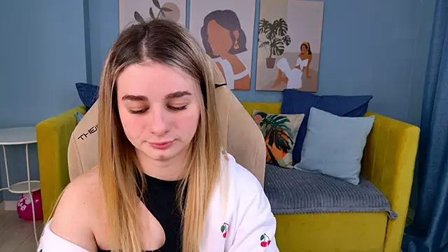 SweetyLicky online show from January 17, 4:14 pm