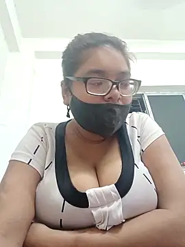 Elie couple143 online show from October 1, 6:35 pm