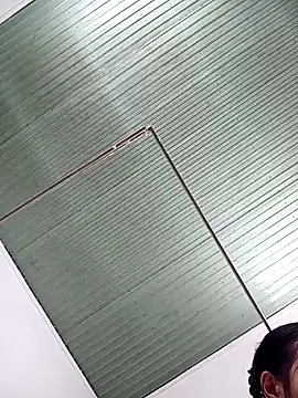 Rose 194 online show from October 15, 2:52 pm