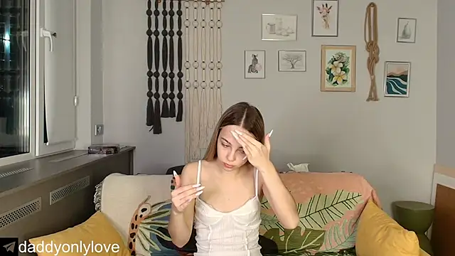 daddyonlyloveme online show from November 17, 9:26 pm