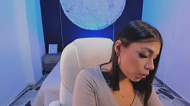 ShaniaDaniels online show from September 18, 9:02 pm