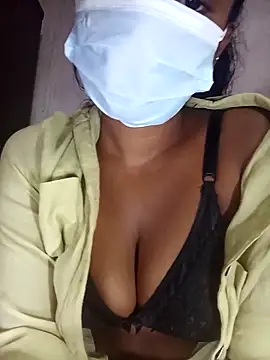 MickMicky online show from October 25, 7:38 am