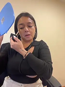 Emily Rivers  online show from March 20, 2:22 pm