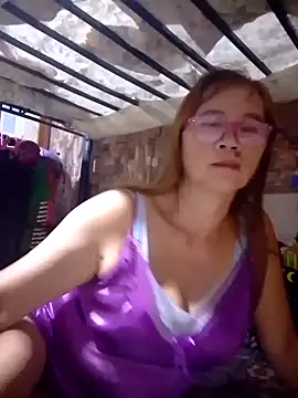 SexyHottMom online show from October 22, 1:49 pm