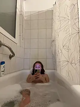 Emilia Mausi online show from January 16, 8:16 pm