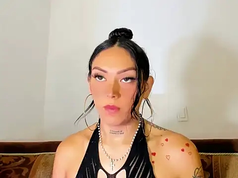 Megan Gil  online show from October 11, 2:09 pm