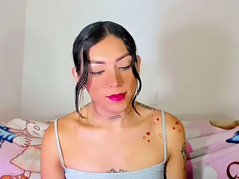 Megan Gil  online show from October 16, 1:47 pm