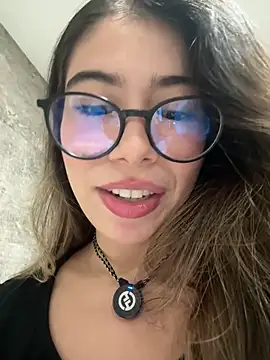 Snapshot of Caitlin_Cat chatting on October 6, 3:56 am Caitlin Cat online show from October 6, 3:56 am