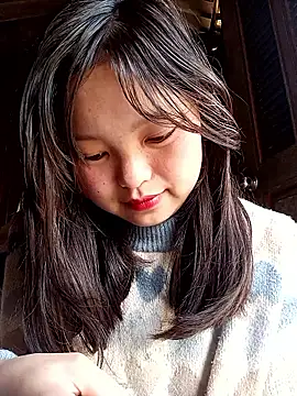 XoiXoi232 online show from February 27, 3:50 am