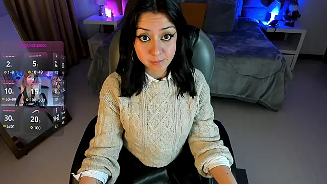 Catti Brie online show from November 18, 11:33 am