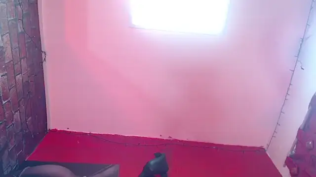 Megan Luxe online show from November 21, 12:12 am