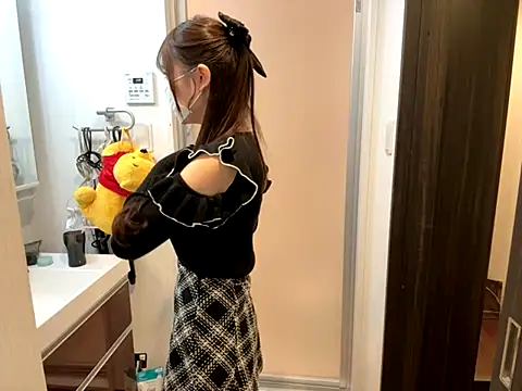 nano-da-u online show from November 17, 5:24 pm