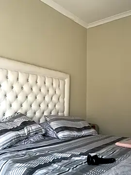 XXXquisiteVixen online show from October 10, 12:43 pm