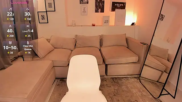 Laureen se online show from October 5, 5:01 am