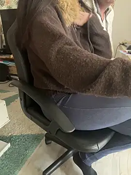 LesAmantsAE online show from February 5, 12:19 pm