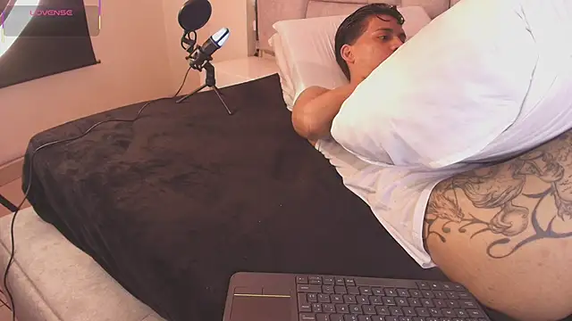 Dom venena online show from December 19, 7:50 pm