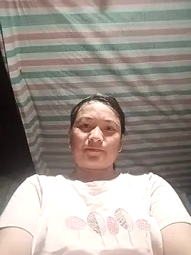 Love-Mama33 online show from October 27, 10:44 am