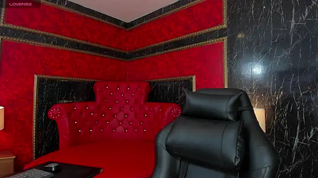 AlexiaCooperr online show from January 14, 12:32 pm