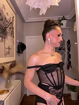 lacattiva online show from September 30, 7:41 pm