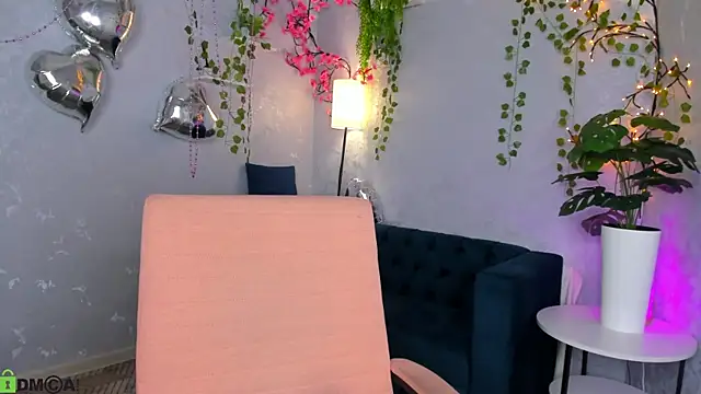Black Vanillaa online show from May 4, 10:41 am