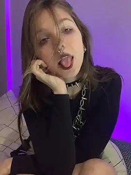 VesnaCrystal online show from April 18, 4:04 am