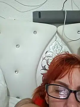 VanessaJoci online show from June 14, 5:35 pm