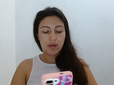 SarahFriendly online show from June 9, 12:59 pm