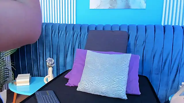 ariannaliss online show from December 19, 7:17 pm