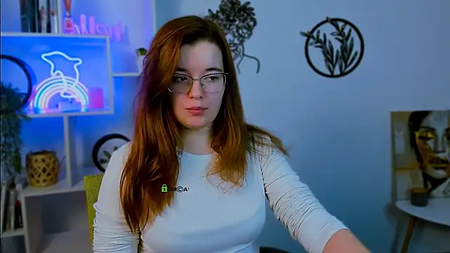 nika-still online show from February 20, 5:28 am