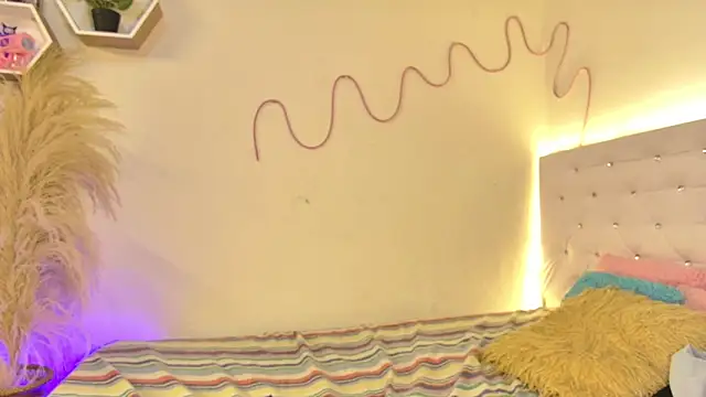 tatixxxvega online show from October 27, 1:28 pm