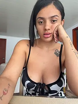 AnaaFaith  online show from April 18, 7:07 pm