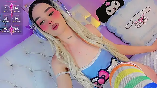 Cattleya White ll online show from February 15, 9:14 pm