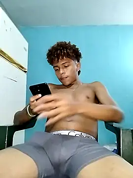 Manuel Mateus1 online show from April 21, 6:59 pm