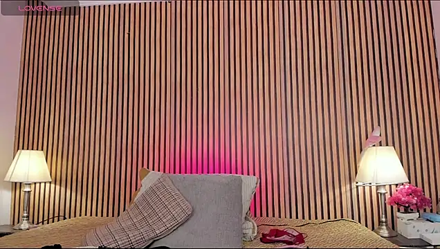 keeyla stone online show from April 9, 10:59 pm