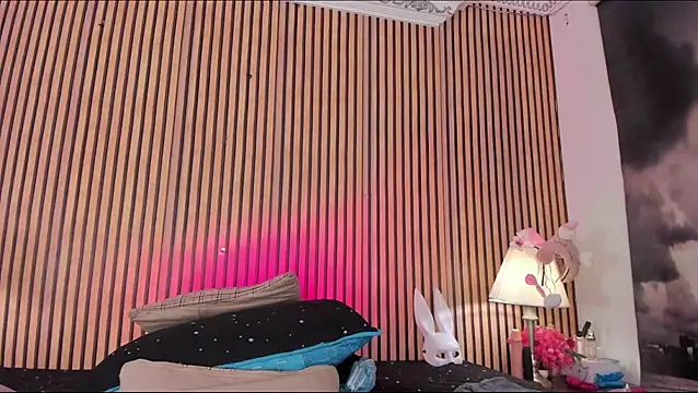 keeyla stone online show from November 3, 11:09 pm