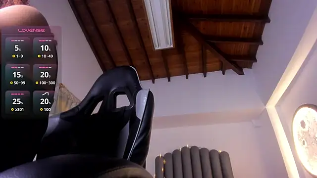 chubby sexy  online show from December 19, 12:30 pm