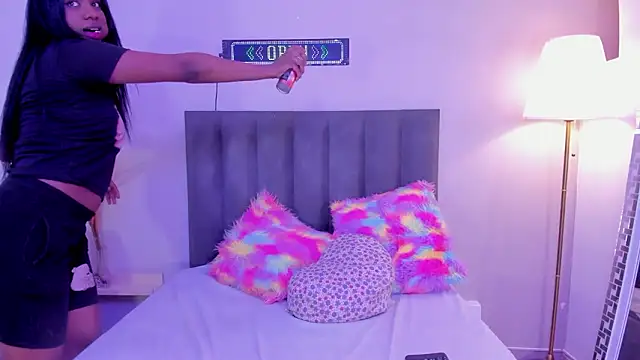 KendraChavez  online show from February 2, 10:31 pm