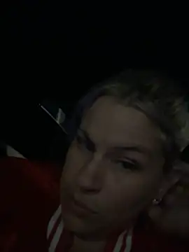 toomuchofafreak online show from January 14, 8:30 am