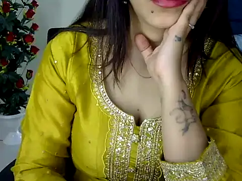 Rumi cute online show from March 15, 5:04 pm