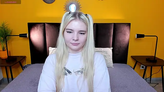 RuthBryant online show from November 5, 1:11 am