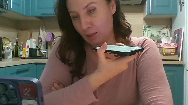 ALICAINWONDERLAND online show from December 15, 8:14 pm