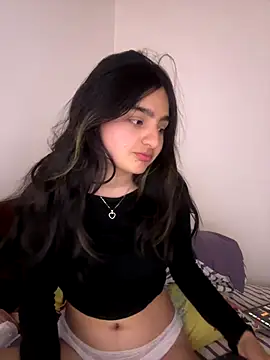 Snapshot of Clementyne30 chatting on September 30, 1:22 am Clementyne30 online show from September 30, 1:22 am